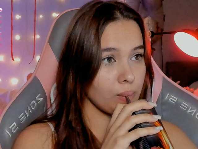 _Sweetie_ live cam preview