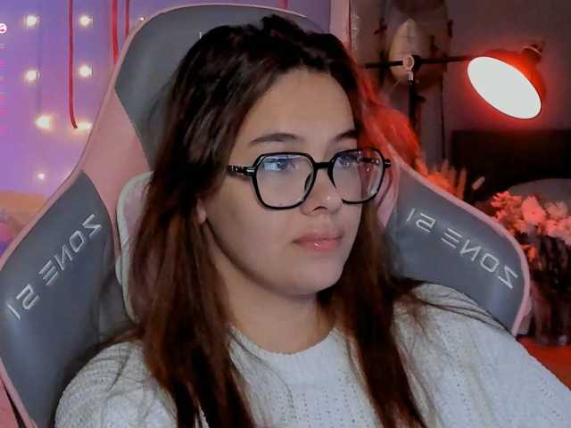 Mia-mit live cam on BongaCams