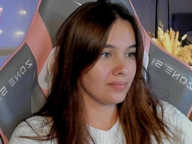 Mia-mit live cam on BongaCams