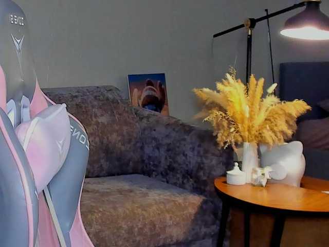 mia-mit live sex