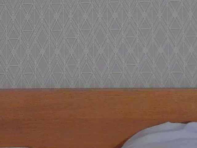 Mia-mit live cam on BongaCams