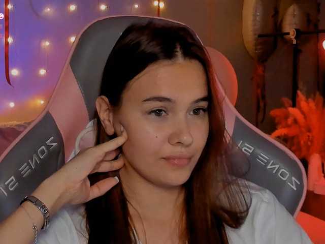 Mia-mit live cam on BongaCams