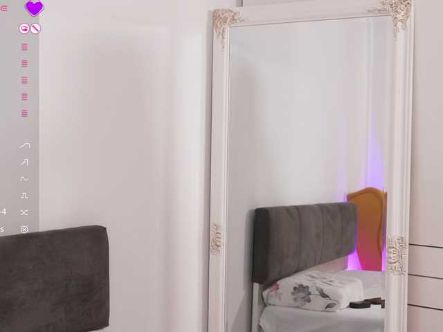 jolly-dolly live cam on BongaCams