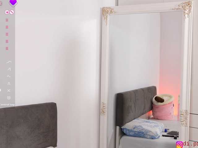 jolly-dolly live cam on BongaCams