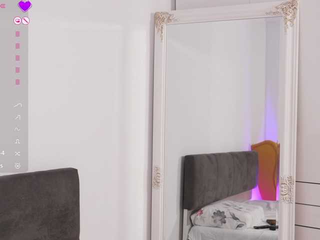 jolly-dolly live cam on BongaCams