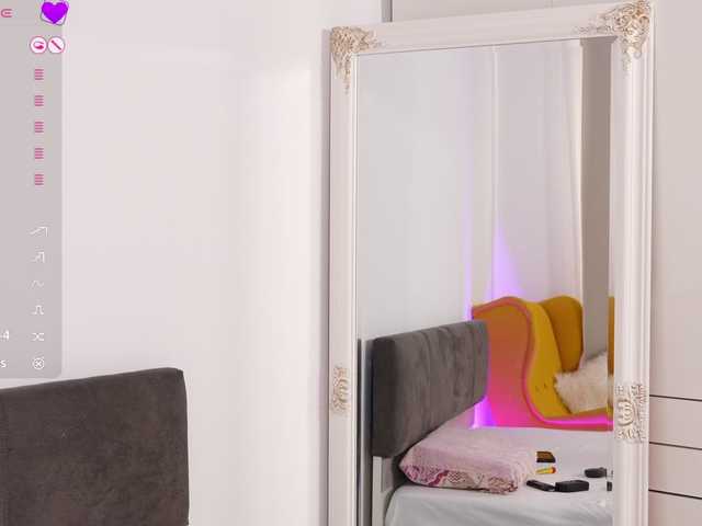 jolly-dolly live cam on BongaCams