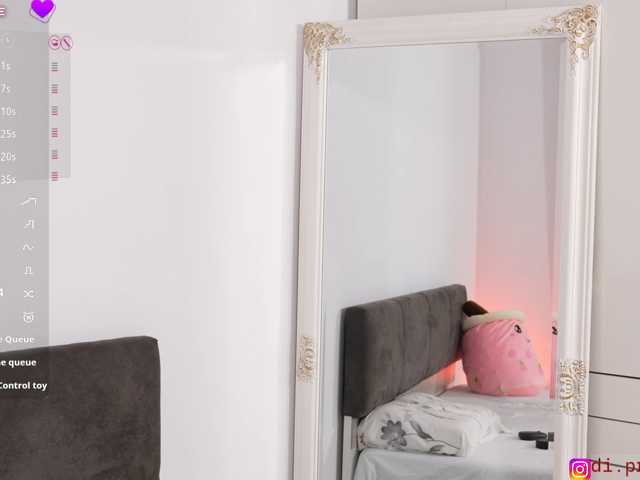 jolly-dolly live cam on BongaCams