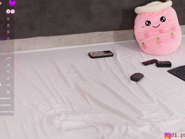jolly-dolly live cam on BongaCams