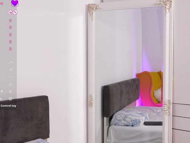 jolly-dolly live webcam show