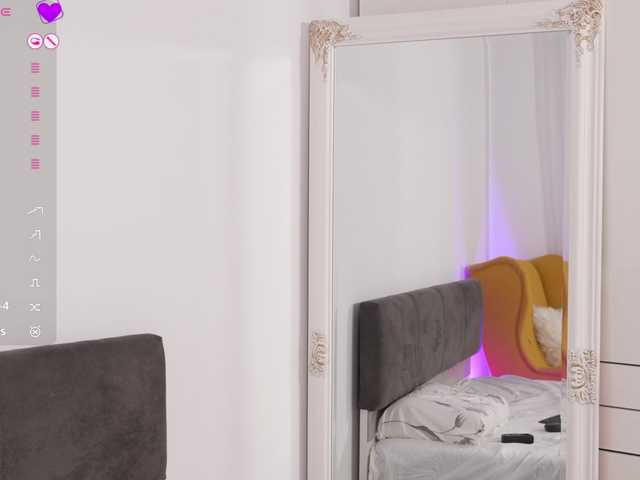 jolly-dolly live cam on BongaCams
