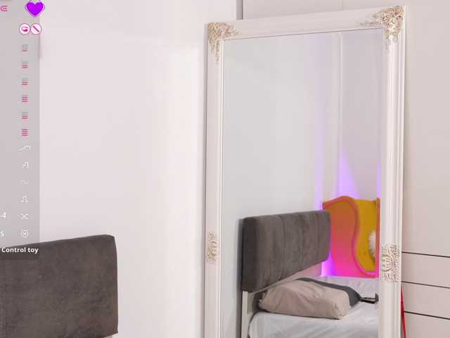 jolly-dolly live cam on BongaCams