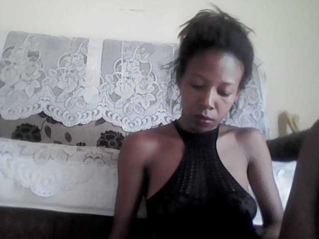 karamel-sexy's BongaCams show and profile