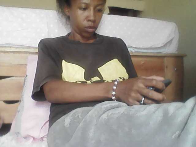 karamel-sexy's BongaCams show and profile