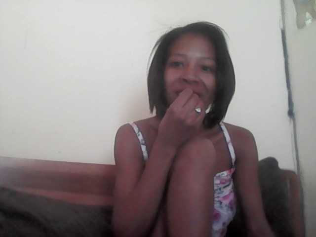 Camgirl karamel-sexy sur Bongacams