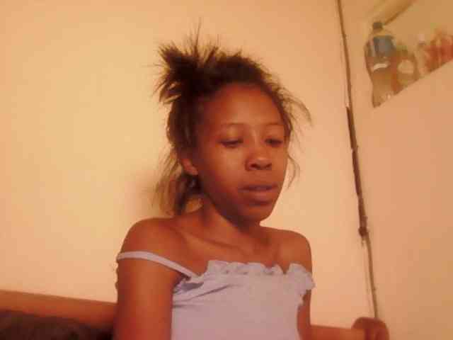 prettykaramel webcam