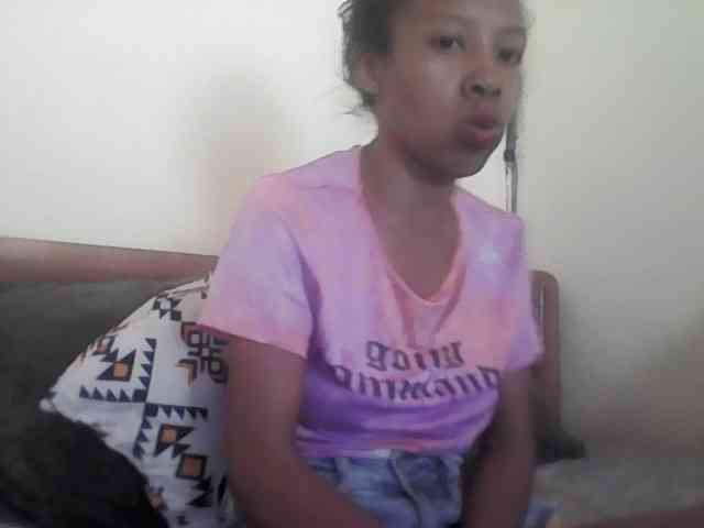 prettykaramel webcam