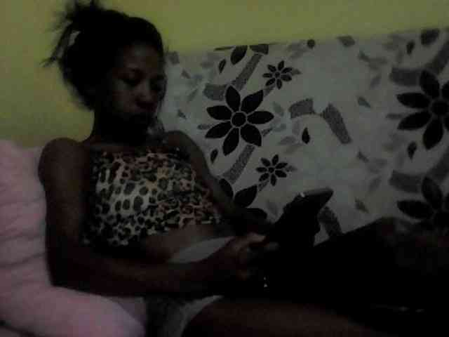 prettykaramel webcam