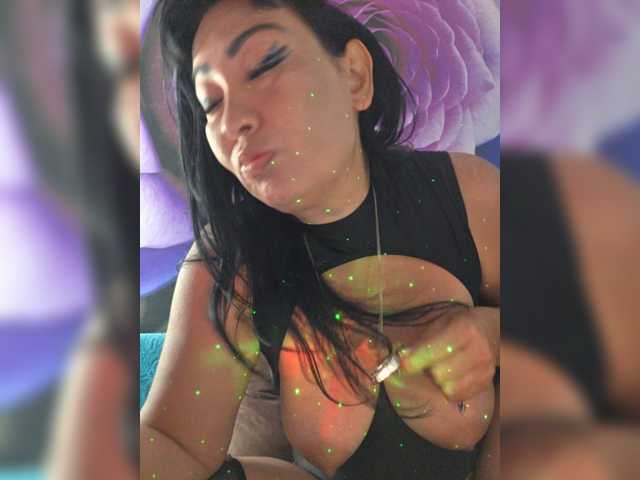 xxxDirtyBitchxxx live cam