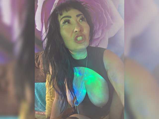 модель xxxDirtyBitchxxx