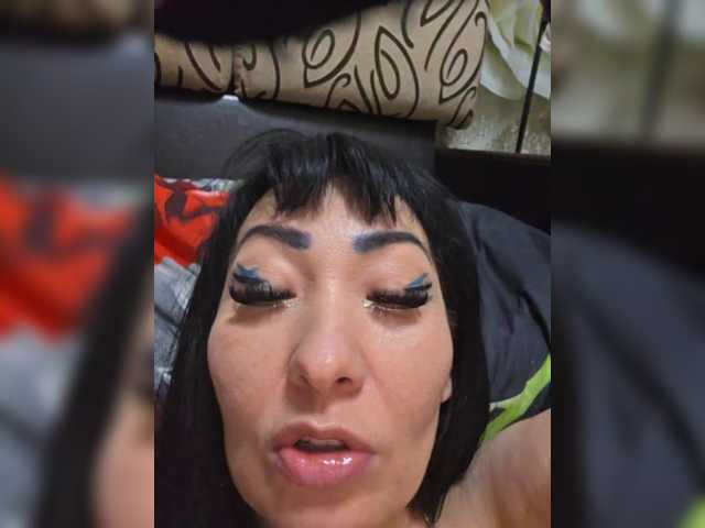  xxxDirtyBitchxxx chat room