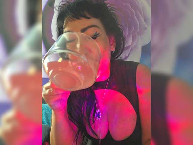 xxxDirtyBitchxxx live webcam show