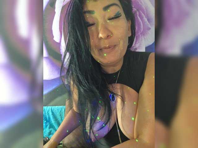 xxxDirtyBitchxxx live cam on BongaCams