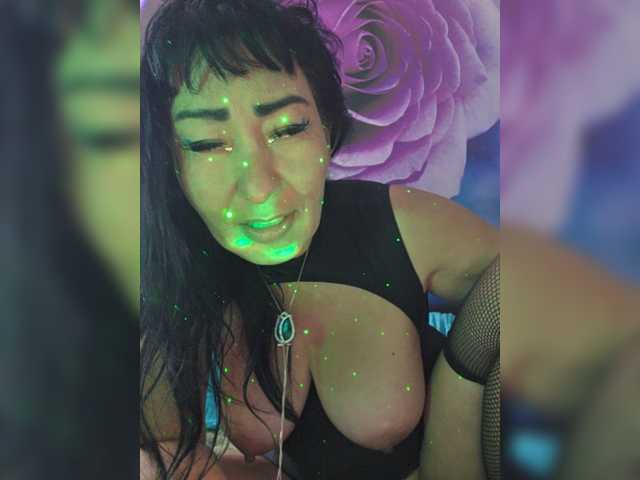 xxxDirtyBitchxxx live webcam show