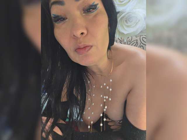  xxxDirtyBitchxxx chat room