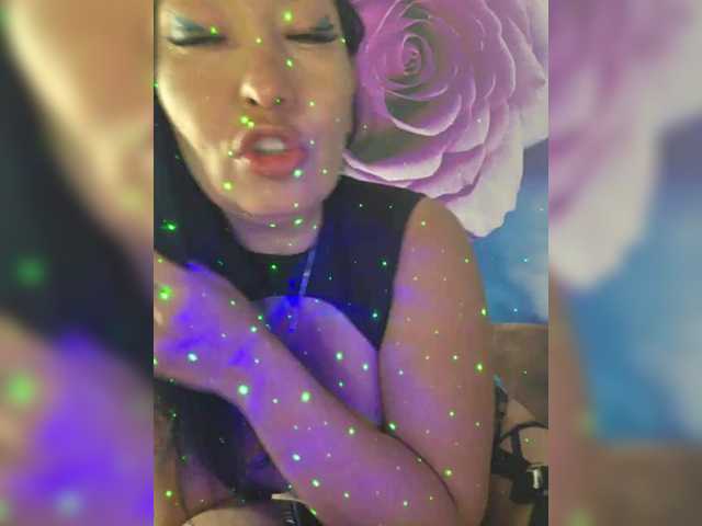 xxxDirtyBitchxxx live webcam show