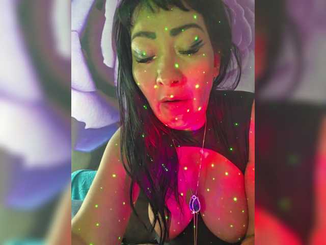 xxxDirtyBitchxxx live webcam show