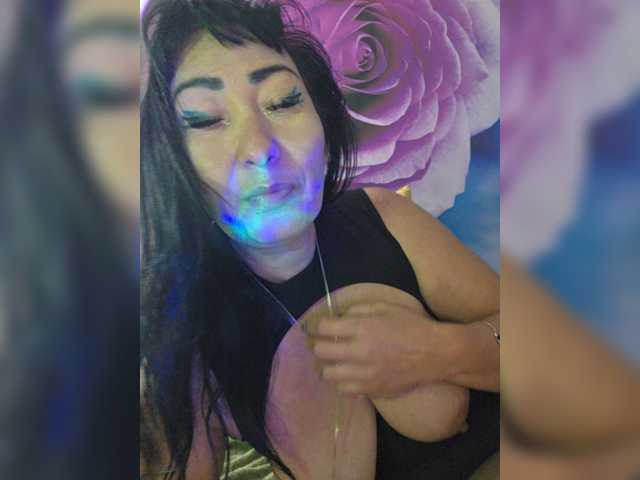 xxxDirtyBitchxxx live cam on BongaCams