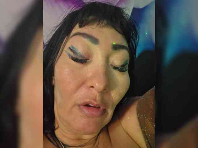 xxxDirtyBitchxxx webcam