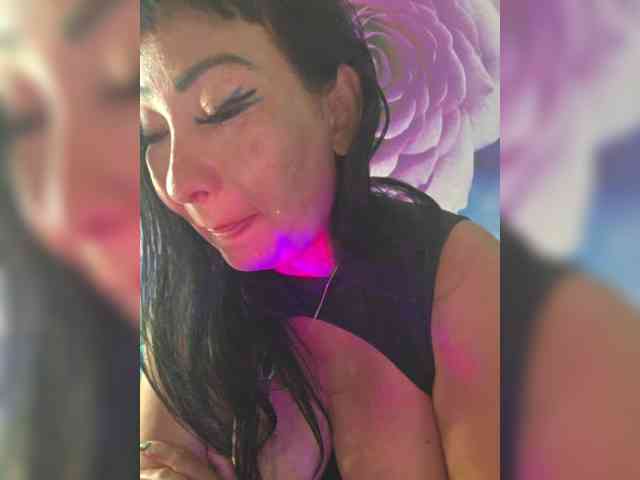 xxxDirtyBitchxxx webcam