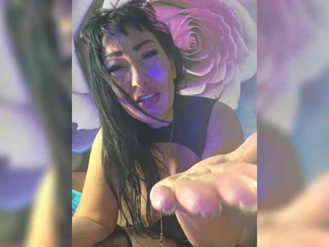 xxxDirtyBitchxxx webcam