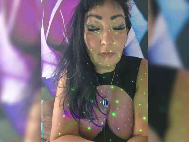 xxxDirtyBitchxxx webcam