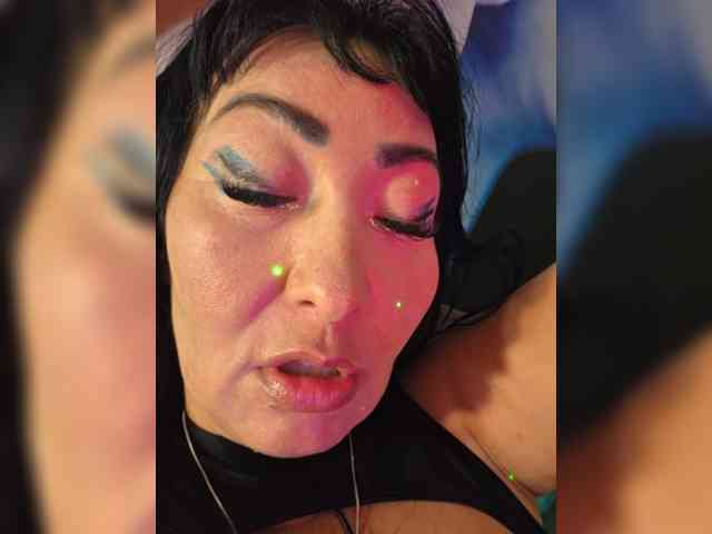 xxxDirtyBitchxxx webcam