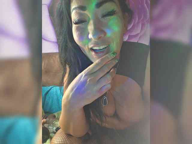 xxxDirtyBitchxxx webcam