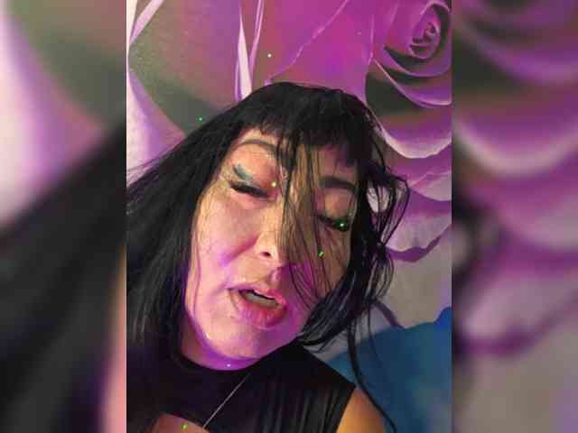 xxxDirtyBitchxxx webcam