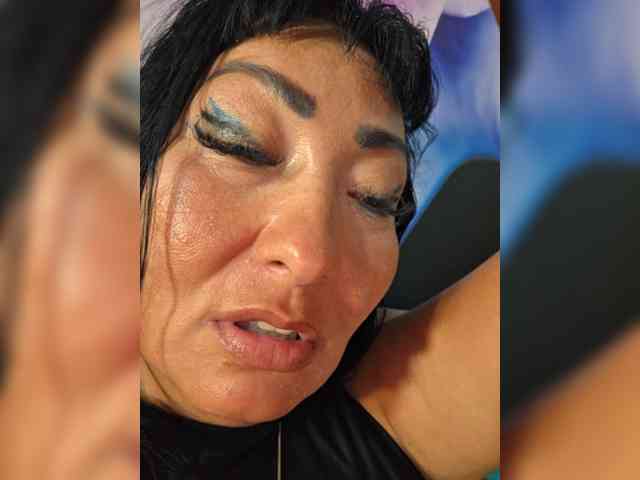 xxxDirtyBitchxxx webcam