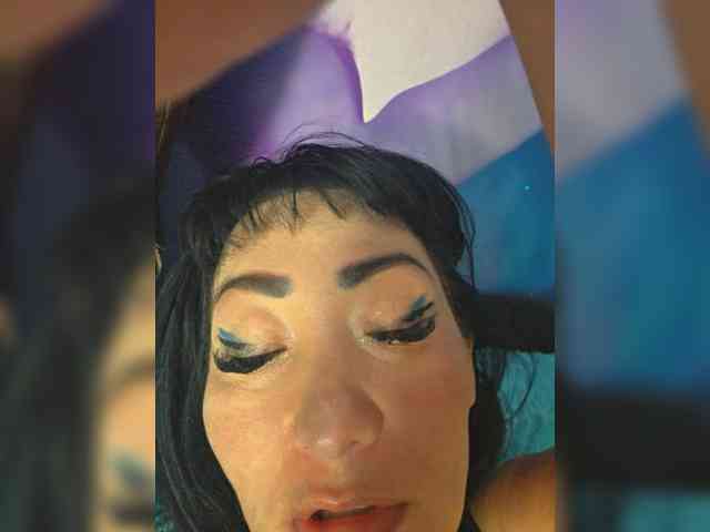 xxxDirtyBitchxxx webcam