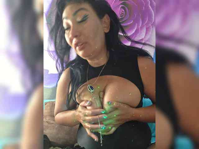 xxxDirtyBitchxxx webcam