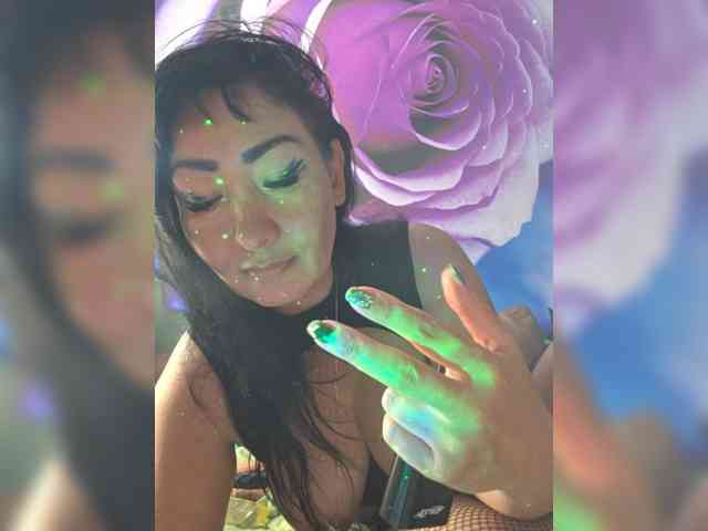 xxxDirtyBitchxxx webcam