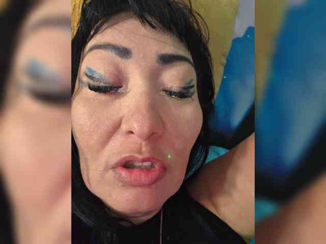 xxxDirtyBitchxxx webcam
