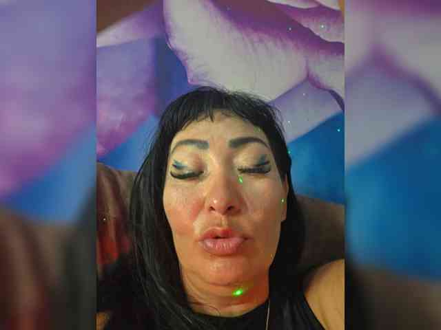 xxxDirtyBitchxxx webcam