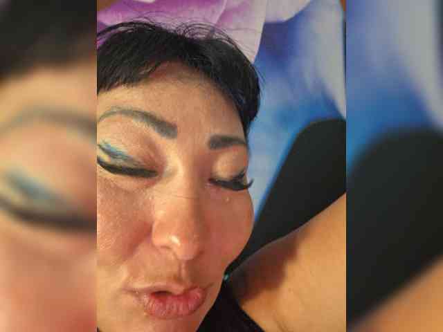 xxxDirtyBitchxxx webcam