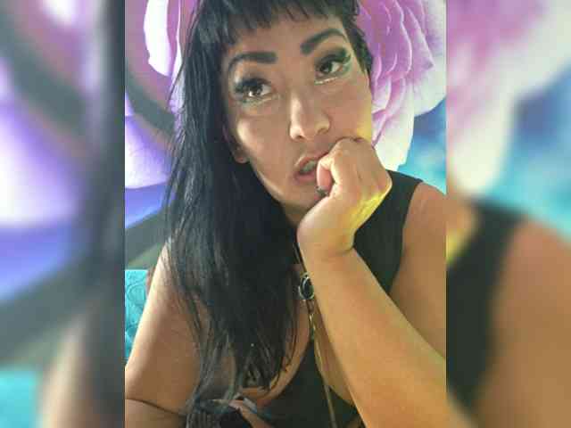 xxxDirtyBitchxxx webcam