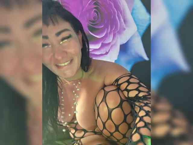xxxDirtyBitchxxx webcam