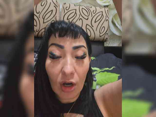 xxxDirtyBitchxxx webcam