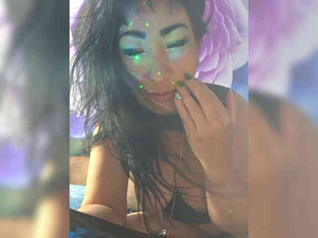 xxxDirtyBitchxxx webcam