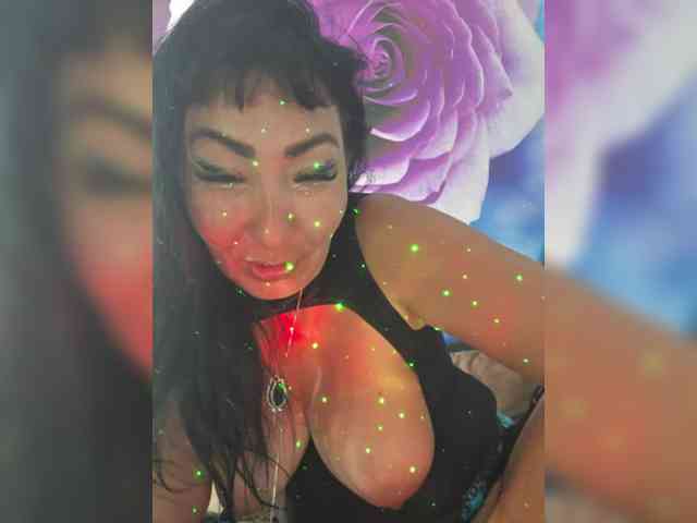 xxxDirtyBitchxxx webcam